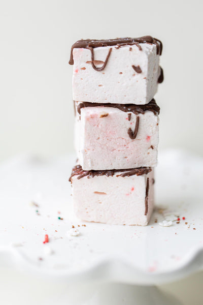 Peppermint Marshmallows & Hot Chocolate Gift Set